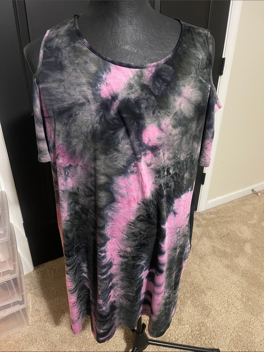 Women’s Pink & Black Tie-Dye Cold-Shoulder Tunic